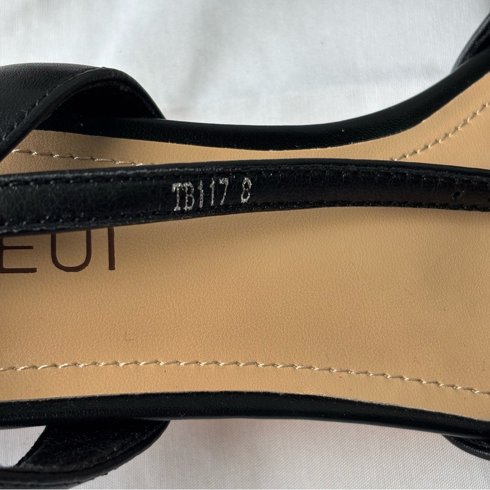 New Black Elegant Kitten Heels with Adjustable Strap - Picture 6 of 9